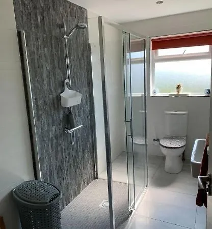 'Kodi'S Place' Well Appointed 1 Bedroom Apartment With Excellent Transport Links And Free Wi-Fi Whiteabbey Exterior photo
